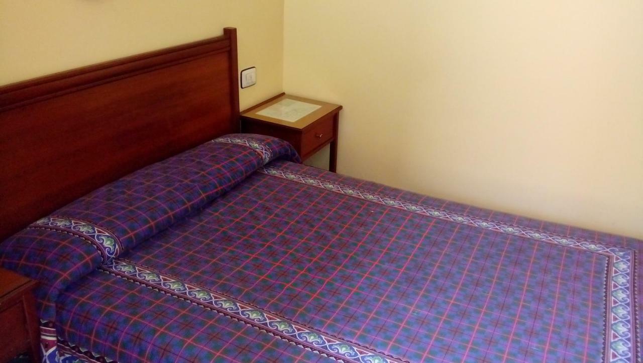 Pension Residencia Buenos Aires Vigo Zewnętrze zdjęcie